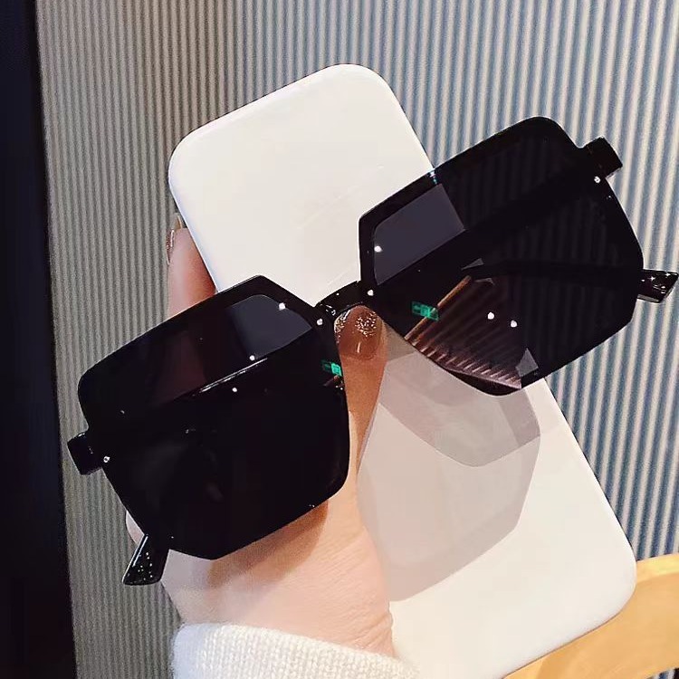 Street Fashion High End - Yeni retro güneş gözlükleri, güneşlik ve