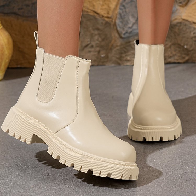 2025 Klasik Kalın Tabanlı Kadı - Street Fashion Winter 2025 incelemesi ve fiyatı